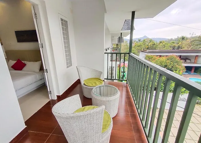 Le Villagio Resort & Domes